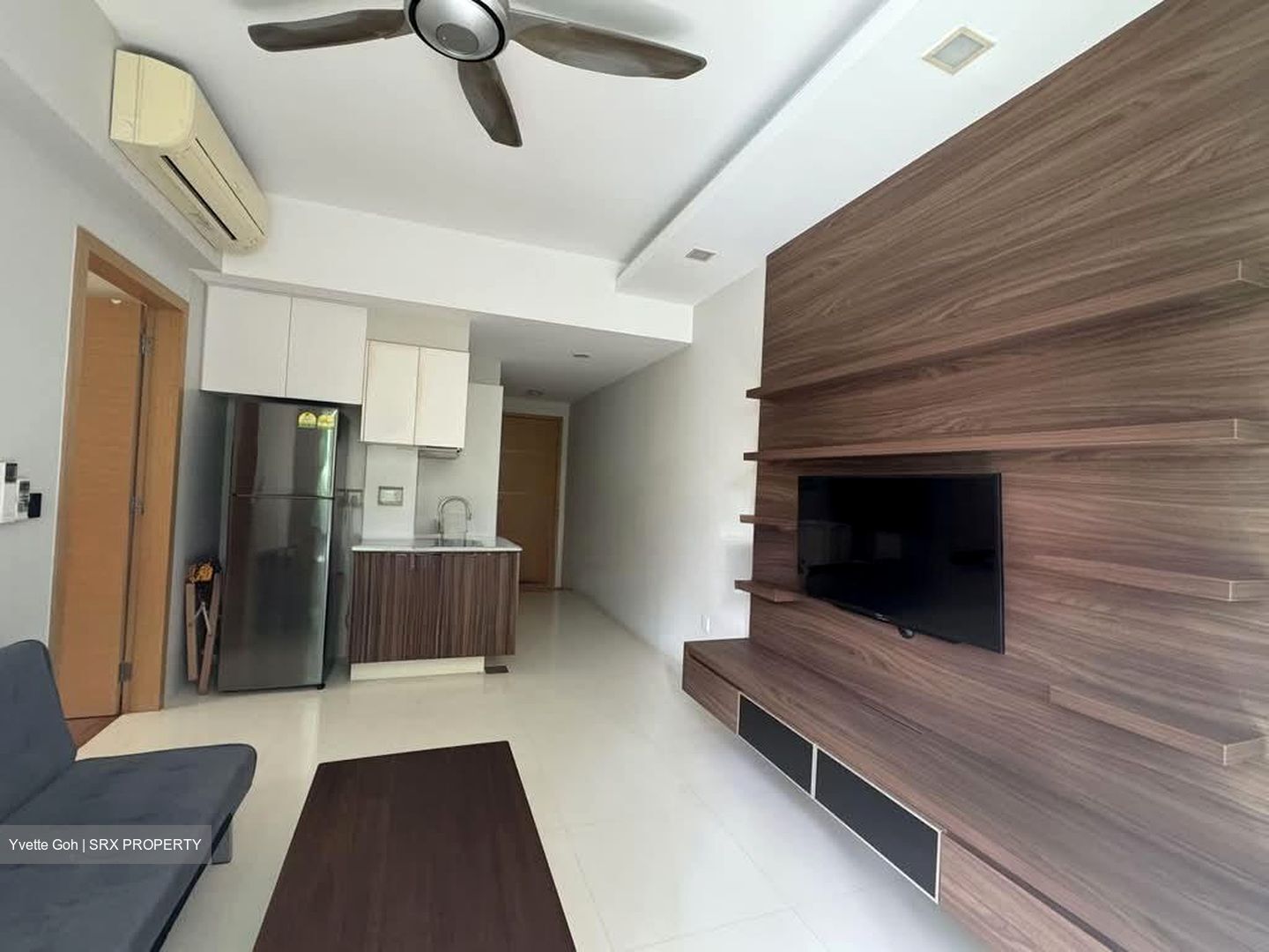Vacanza @ East (D14), Condominium #576146931